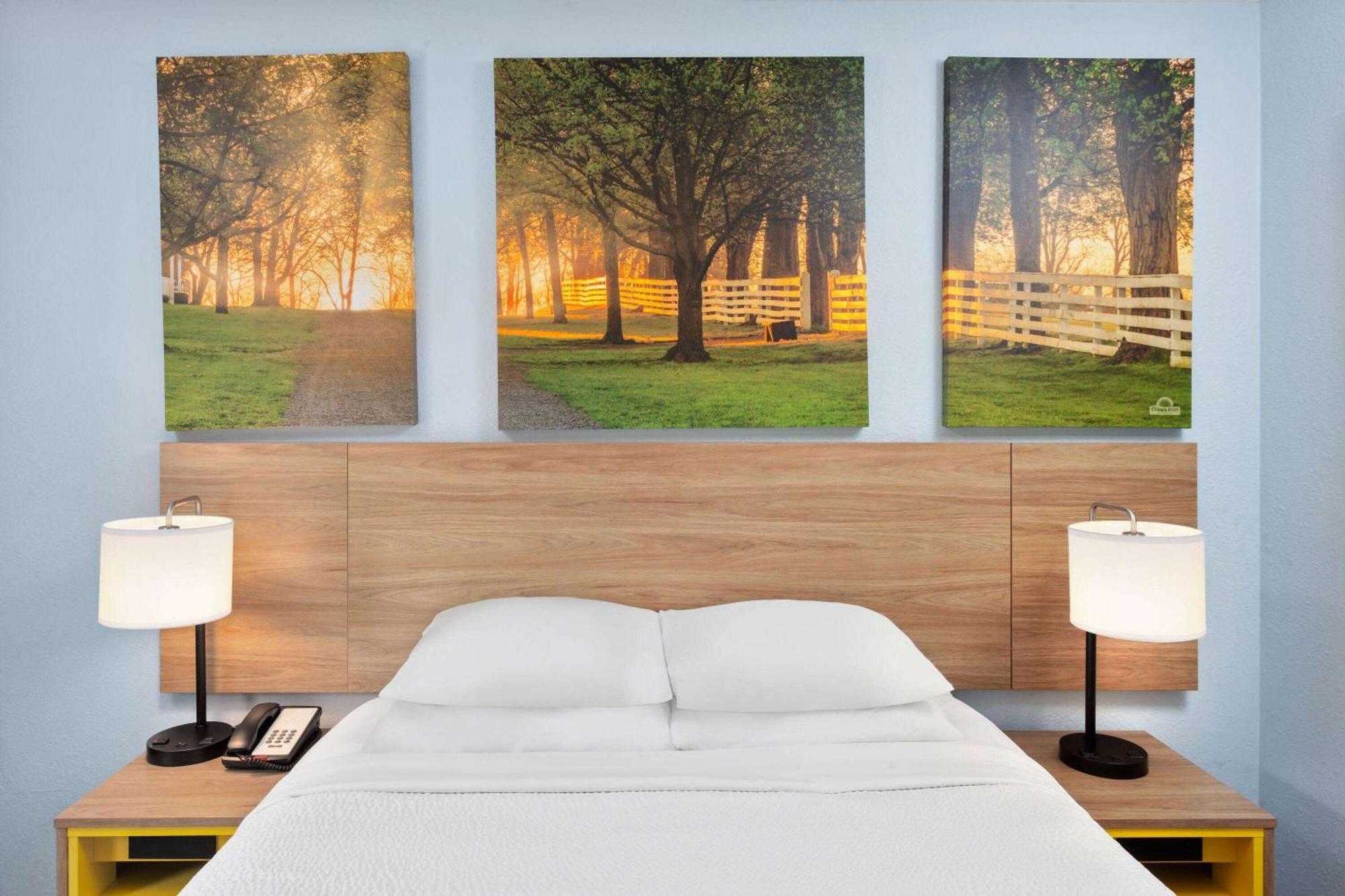 Days Inn & Suites By Wyndham Siler City Eksteriør bilde